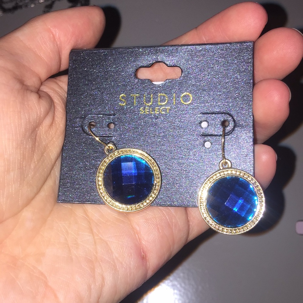Formal earrings